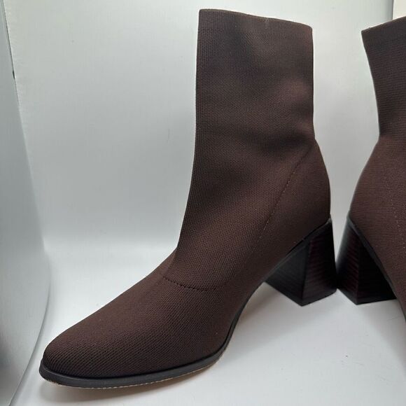 CUSHIONAIRE Women's Stretch boot +Memory Foam 8 BROWN - Picture 7 of 7